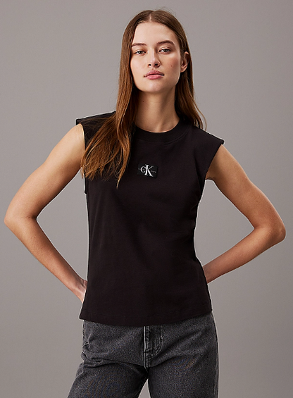 Relaxed sleeveless t-shirt