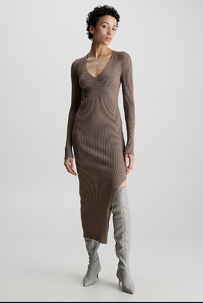 Ribbed slim midi length dress