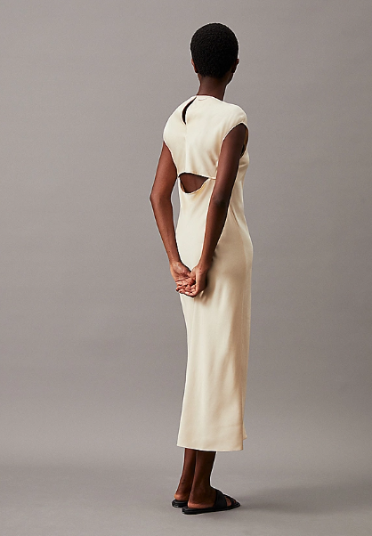 Slim midi length dress in viscose and linen